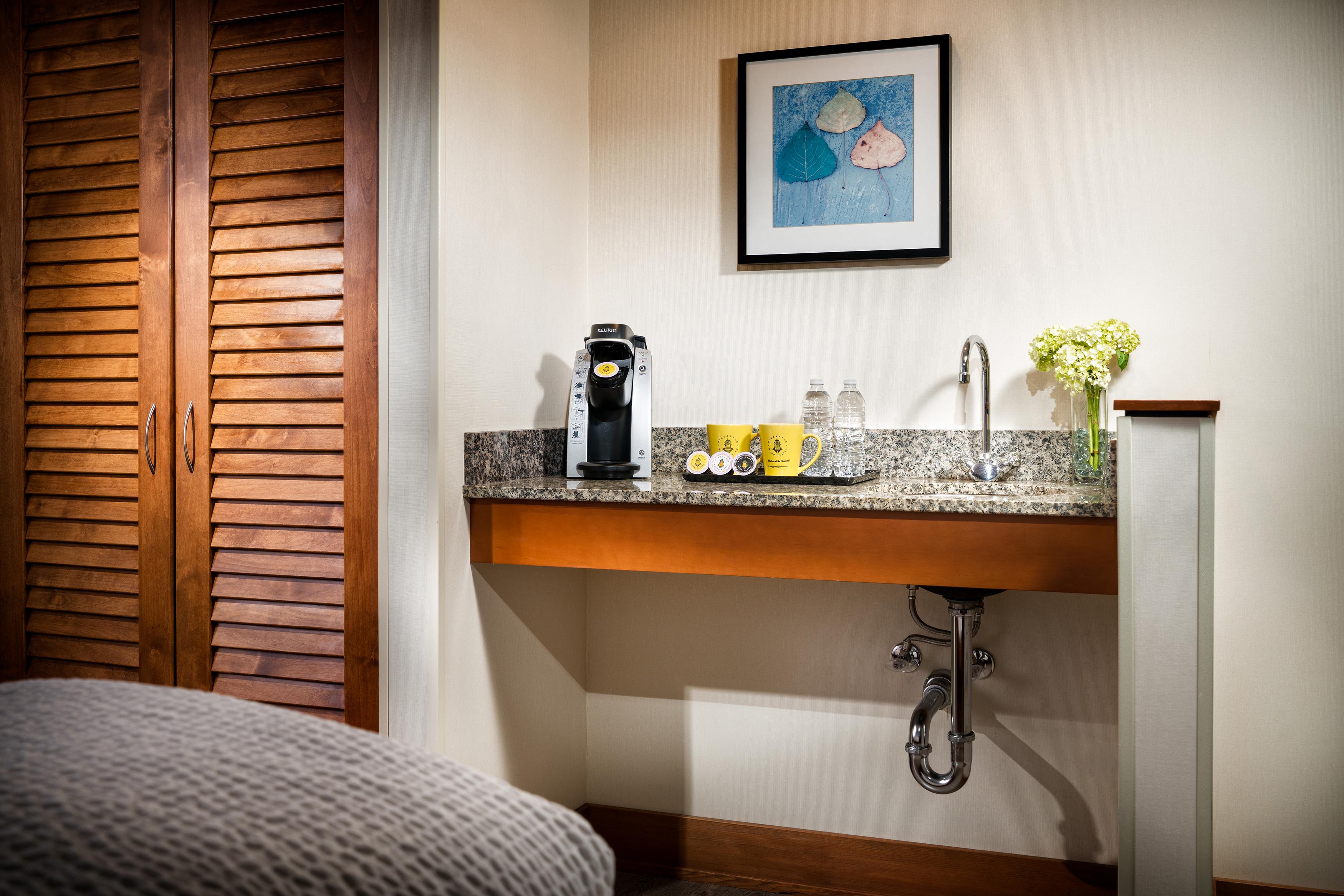 Staypineapple, Watertown Hotel, University District Сиатъл Екстериор снимка