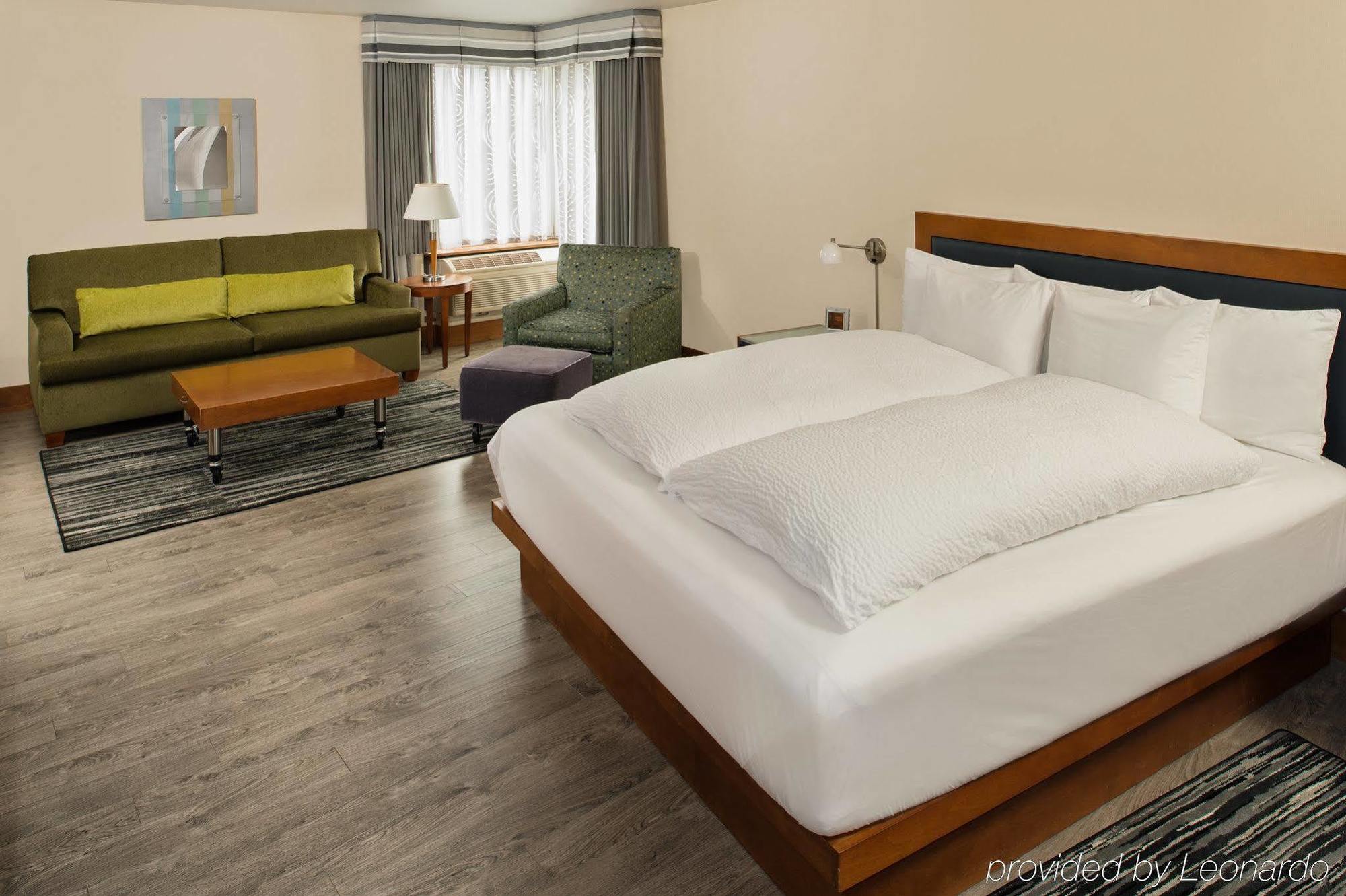 Staypineapple, Watertown Hotel, University District Сиатъл Екстериор снимка